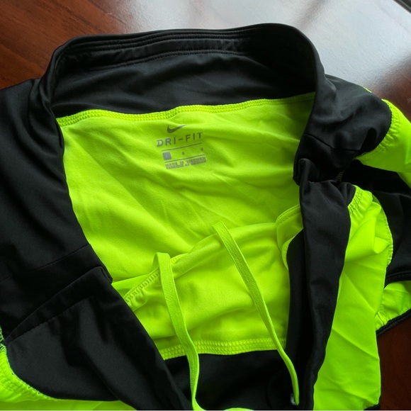 Nike shorts - Picture 4 of 9